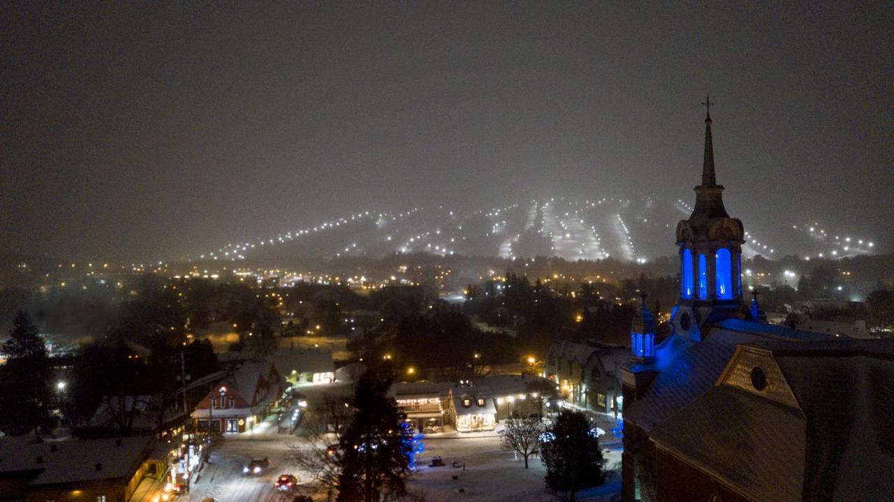 Au Coeur De Saint-Sauveur Bed & Breakfast Exterior photo